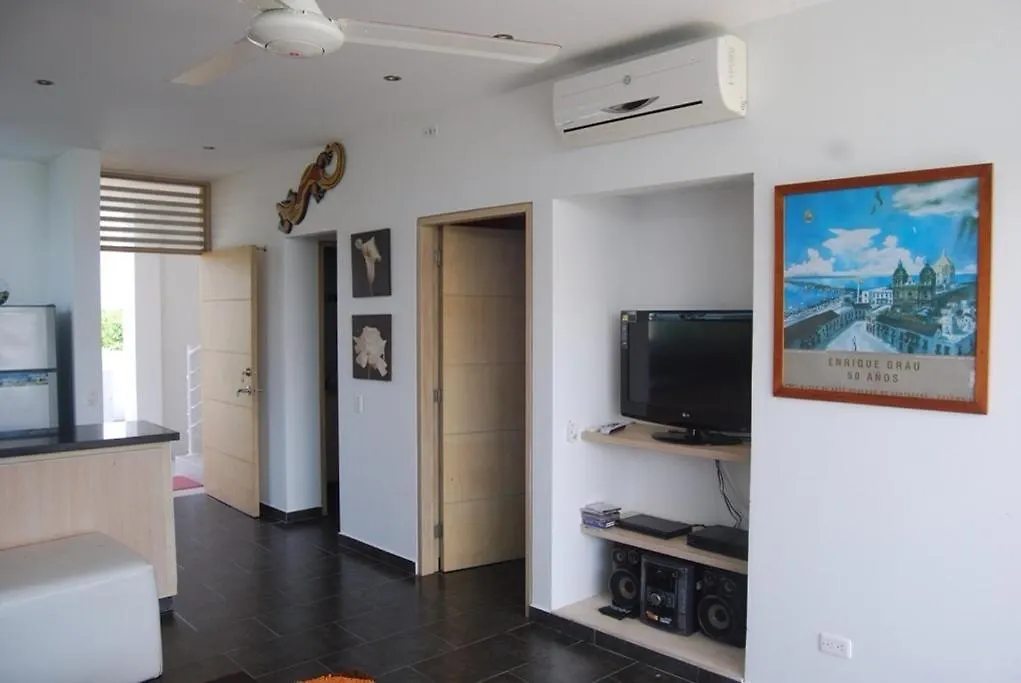 Летний дом Гостевой дом Casa En La Playa Majuga Картахена