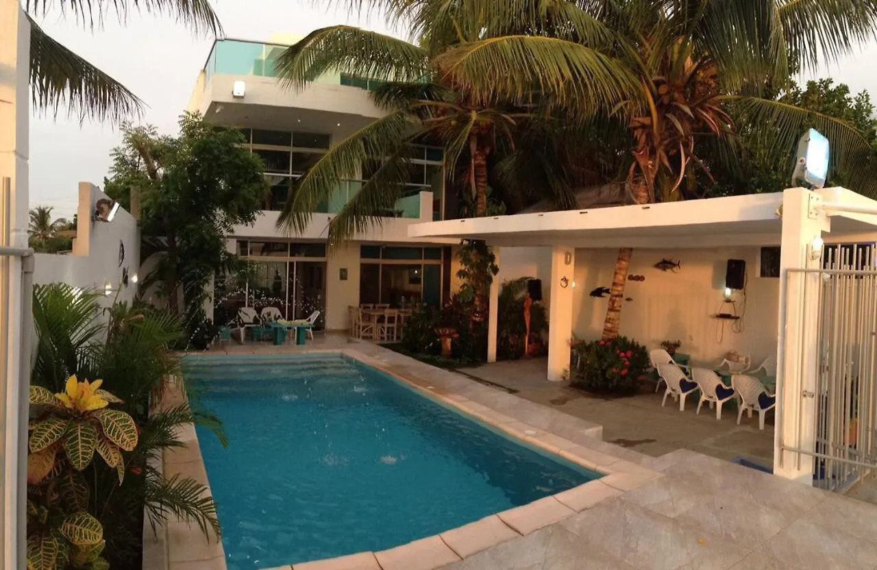 Гостевой дом Casa En La Playa Majuga Картахена Колумбия